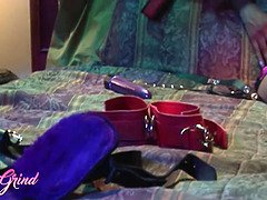 Поза 69, Большие сиськи, Брюнетки, Пальцем, Лесбиянка, Натуральные сиськи, Киски, Душ