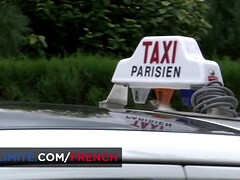 Grosser arsch, Grosse titten, Vollbusig, Kehlenfick, Hundestellung, Französisch, Freundin, Handjob