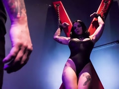 Mamada, Amarrada, Dominación, Fetiche, Pajear, Sexo duro, Madres para coger, Tatuaje