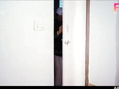 Brunette brune, Plantureuse, Gorge profonde, Fétiche, Branlette thaïlandaise, Indienne, Mature, Mère que j'aimerais baiser