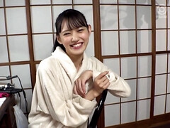 お尻, イく瞬間, イマラチオ, バック, 足フェチ, 手コキする, 日本人, ガリガリ