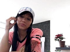 18 años, Morena, Polla, Dinero, Pov, Realidad, Chupando, Adolescente