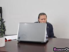 Tussi, Grosse titten, Blondine, Pummelig, Erotisch, Fetisch, Hausfrau, Büro
