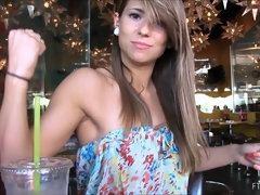 In den arsch, Tanzen, Doppelpenetration, Extrem, Fingern, Masturbation, Öffentlich, Solo