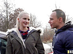 18 jaar, Grote lul, Blond, Pijpbeurt, Hondjeshouding, Geld, Mager, Tiener