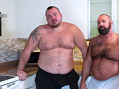 grizzlyback - Hunter Scott & Brad Kalvo fun PSA On Bear Culture