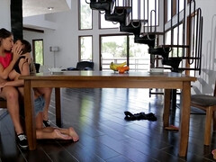 Cunnilingus, Morena, Hd, Lesbiana, Lamidas, Masturbación, Coño