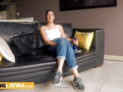 Enthousiasteling, Latijnse vrouw, Ruw