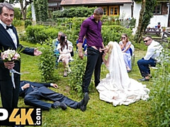 ブロンド, 結婚, 巨乳な, 浮気者, フェティッシュ, 公共, 剃毛, ストッキング