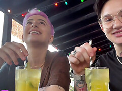 18 jaar, Bizar, Mollig, Hondjeshouding, Fetisj, Lesbisch, Ruw, Shemale