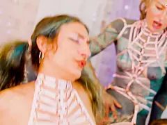 Mamada, Semen en la boca, Corridas faciales, Hd, Interracial, Desnudo, Orgía, Perforación