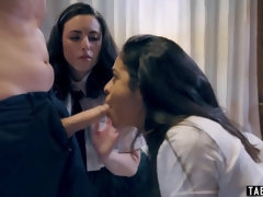 フェラチオ, 茶髪の, 大学生, チン, 女 人男 人, Hd, ラティーナ, 三人