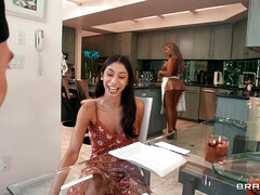 Grote mammen, Rondborstig, Hardcore, Hd, Pornster, Kut duiken, Realiteit, Tieten likken