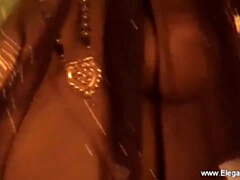 Morena, Hd, Indio, Madres para coger, Desnudo, Desnudo, Desnudarse, Calientapollas