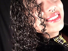 Grosse bite, Fétiche, Hard, Indienne, Interracial, Lait, Pov, Rugueux