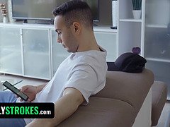 Gorge profonde, En levrette, Branlette thaïlandaise, Hard, Hd, Léchez, Tabou, Adolescente