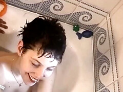 素人, フェラチオ, はじめて, なめる, 3p男男女, ヌード, パーティ, シャワー