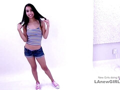 18 años, Mamada, Semen en la boca, Linda, Pequeña, Perforación, Pov, Adolescente