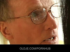 Grosse bite, Sucer une bite, Queue, En levrette, Hd, Suçant, Adolescente, Nénés