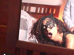 デカチン, マスク, ティーン