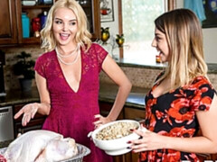 Grosser schwanz, Blasen, Hundestellung, Frau frau mann, Küche, Natürlichen titten, Dürr, Titten