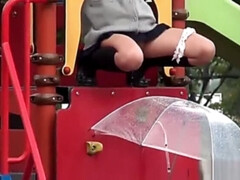 Japanese teen piss park