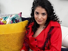 Bruinharig, Naakte man aangeklede vrouw, Sperma shot, Sperma in gezicht, Hd, Pornster, Spaans, Tiener