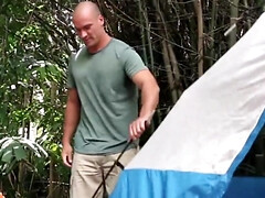 18 jahre, Tussi, Blasen, Kehlenfick, Schwanz, Gruppe, Orgasmus, Im freien