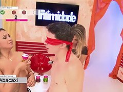 Gros seins, En levrette, Branlette thaïlandaise, Hd, Chatte, Tatouage, Nénés