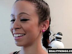 Reality Kings - Samantha Mendexz gets Paid To fuck