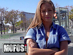 Porhub, public, tan lines