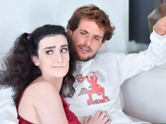 In den arsch, Arsch, Blasen, Braunhaarige, Behaart, Handjob, Küssen, Jungendliche (18+)