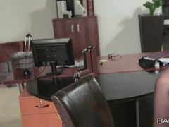 Blondine, Braunhaarige, Kehlenfick, Fingern, Französisch, Hd, Latina, Büro