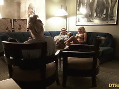 In den arsch, Grosser arsch, Grosser schwanz, Blondine, Blasen, Hd, Party, Arsch lecken