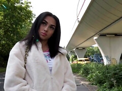 18 años, Tetas grandes, Mamada, Británico, Polla, Pov, Realidad, Hilo dental