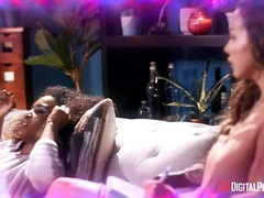 Arschlecken, Absätze, Lecken, Nackt, Büro, Tätowierung, Titten, Ehefrau