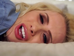 美女, デカ尻, ブロンド, 巨乳な, 指いじり, オナニー, オマンコ, オッパイの