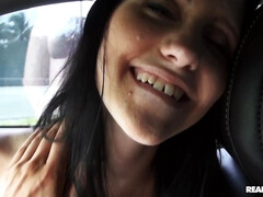 Pijpbeurt, Auto, Vrouw, Vingeren, Flexibiel, Lesbisch, Orgasme, Klein