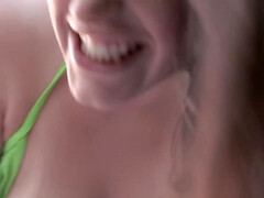 Любители, Большая жопа, Большие сиськи, Бикини, Грудастые, От первого лица, На публике, Сиськи