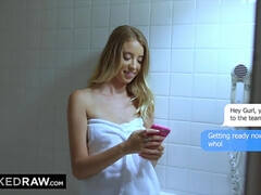 Blonde, Sucer une bite, Éjaculation interne, Double pénétration, Faciale, Interracial, Adolescente, Nénés