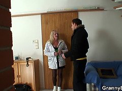 Schönheit, Blondine, Vollbusig, Geile alte tussi, Reif, Mutti, Muschi, Stiefmutter