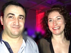 Leie, Grosse titten, Braunhaarige, Verein, Paar, Handjob, Party, Swingers