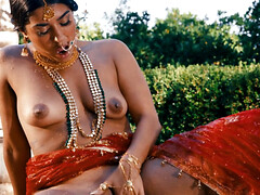 Брюнетки, Индианки, Мастурбация, Натуральные, Соло