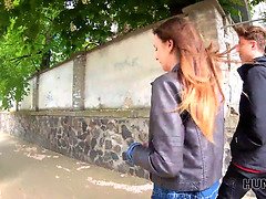 Arsch, Blasen, Gehörnter ehemann, Hardcore, Hd, Geld, Natürlich, Zierlich