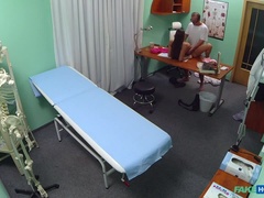 Amateur, Mamada, Engañando, Médico, Oficina, Pov, Coño, Uniforme