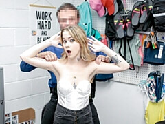 Grosse bite, Blonde, Sucer une bite, En levrette, Seins naturels, Maigrichonne, Adolescente, Nénés