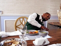 Schlafzimmer, Grosse titten, Blasen, Dildo, Handjob, Interrassisch, Masturbation, Piercing