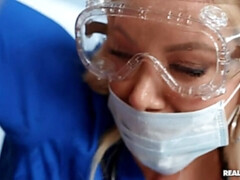 Amerikaans, Zwart, Arts, Reusachtig, Moeder die ik wil neuken, Orgasme, Spuiten, Tieten likken