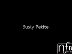 Grosse titten, Blasen, Braunhaarige, Vollbusig, Hundestellung, Hd, Lecken, Muschi