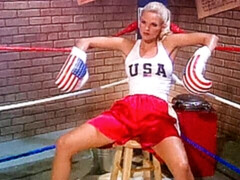 In den arsch, Blondine, Blasen, Hundestellung, Frau frau mann, Milf, Titten, Vintage